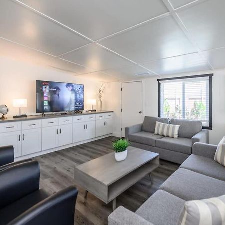 Spacious Disneyland 5 Bedroom 4 Bath House With Game Room อนาไฮม์ ภายนอก รูปภาพ