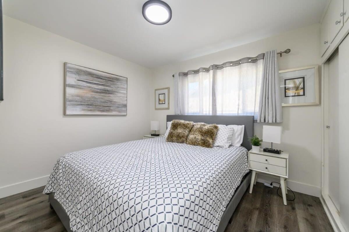 Spacious Disneyland 5 Bedroom 4 Bath House With Game Room อนาไฮม์ ภายนอก รูปภาพ