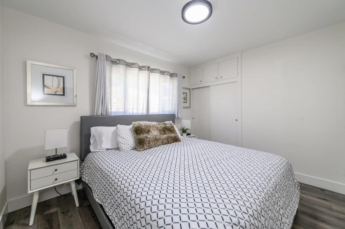 Spacious Disneyland 5 Bedroom 4 Bath House With Game Room อนาไฮม์ ภายนอก รูปภาพ