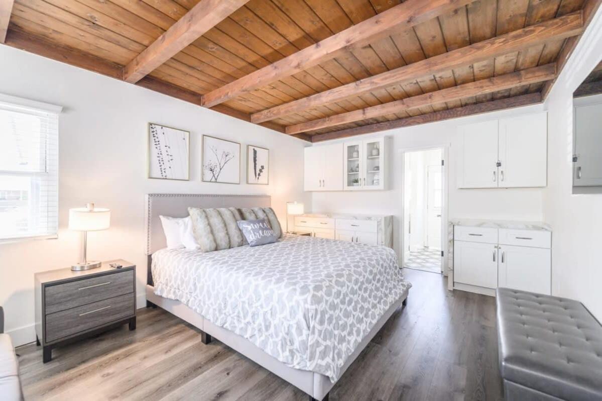 Spacious Disneyland 5 Bedroom 4 Bath House With Game Room อนาไฮม์ ภายนอก รูปภาพ